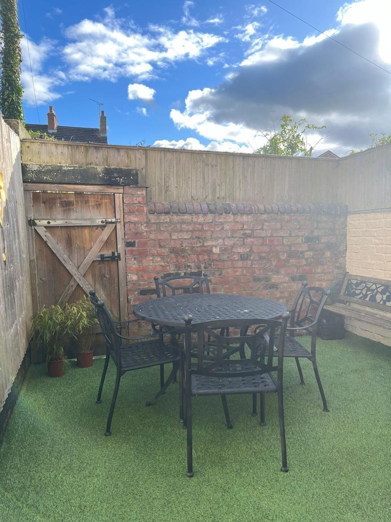 City Of Chester Award Winning Cottage -Pixie Terrace Chester Exterior photo